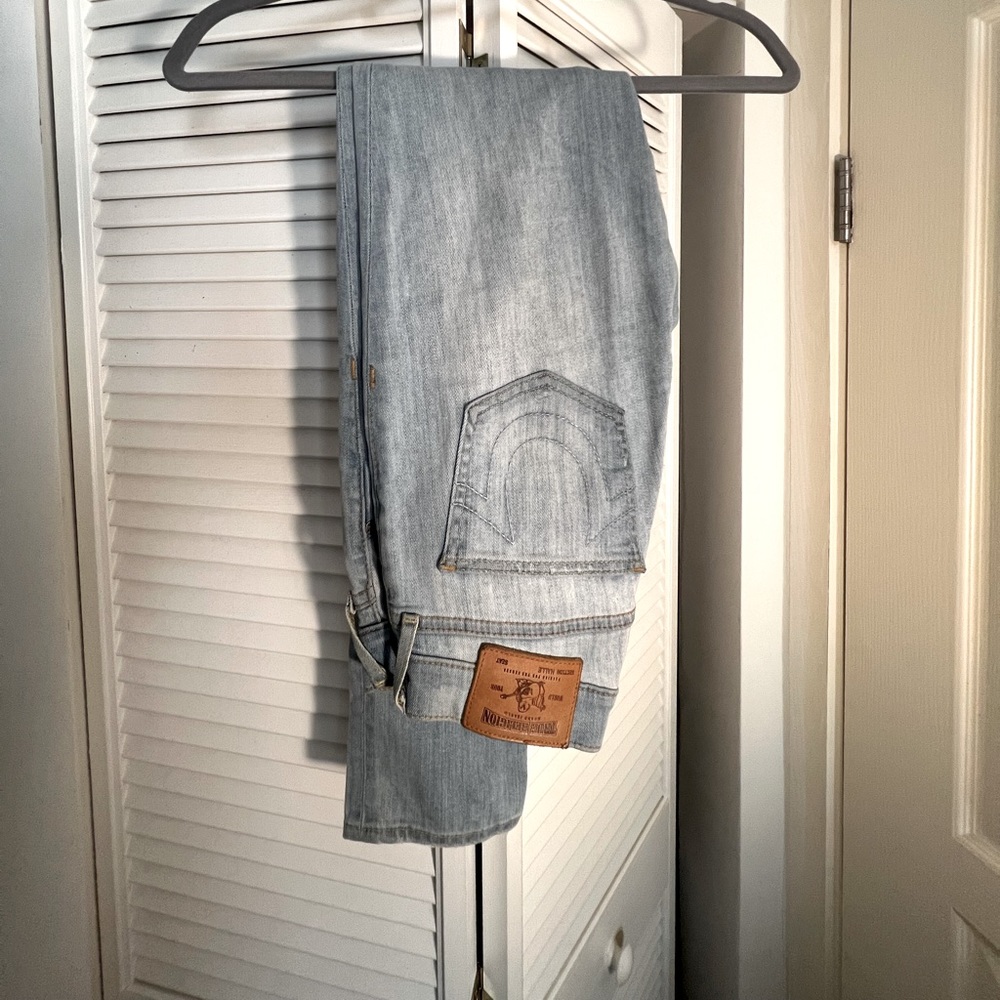 True Religion light wash jeans size 25